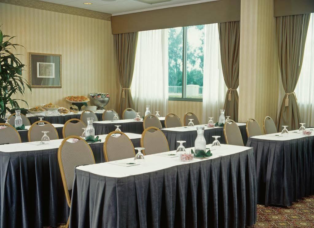 Country Inn & Suites By Radisson, San Diego North, Ca Zewnętrze zdjęcie